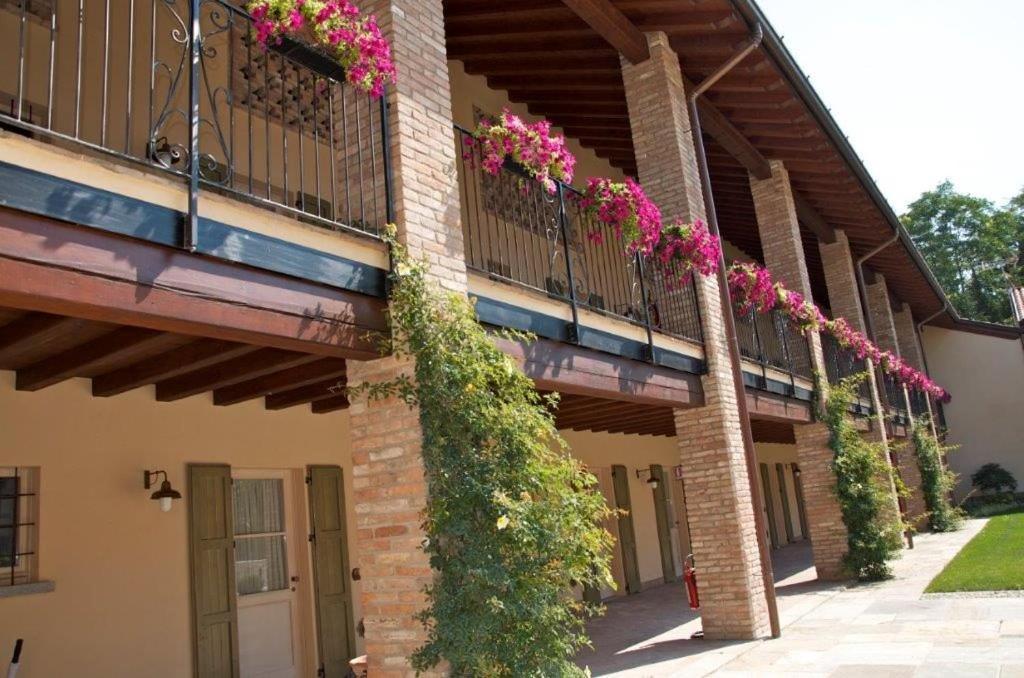 Antico Benessere Fara Gera d'Adda Exterior photo